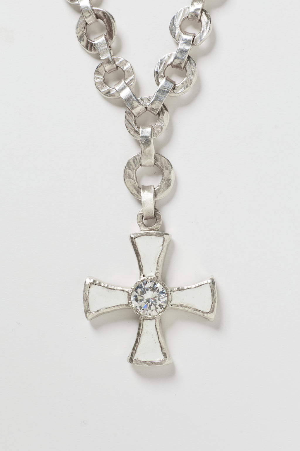 CROSS CHAIN WHITE